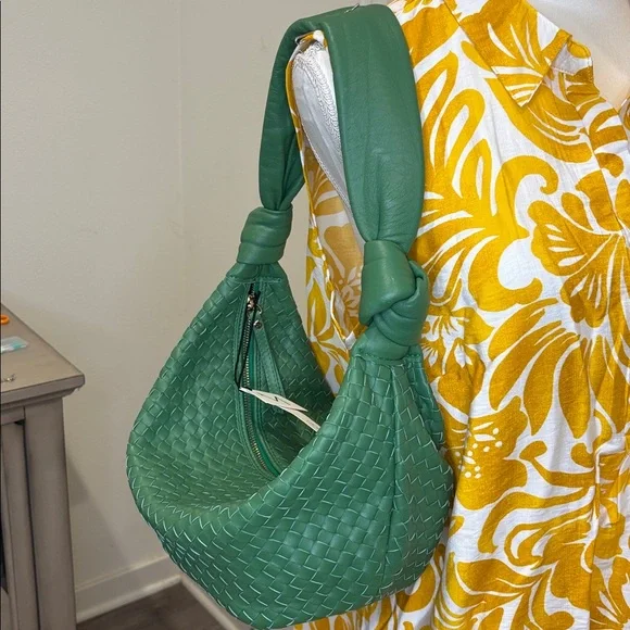 Giorgia Milani Genuine Leather Green Woven Leather Shoulder Bag - Picture 2 of 7